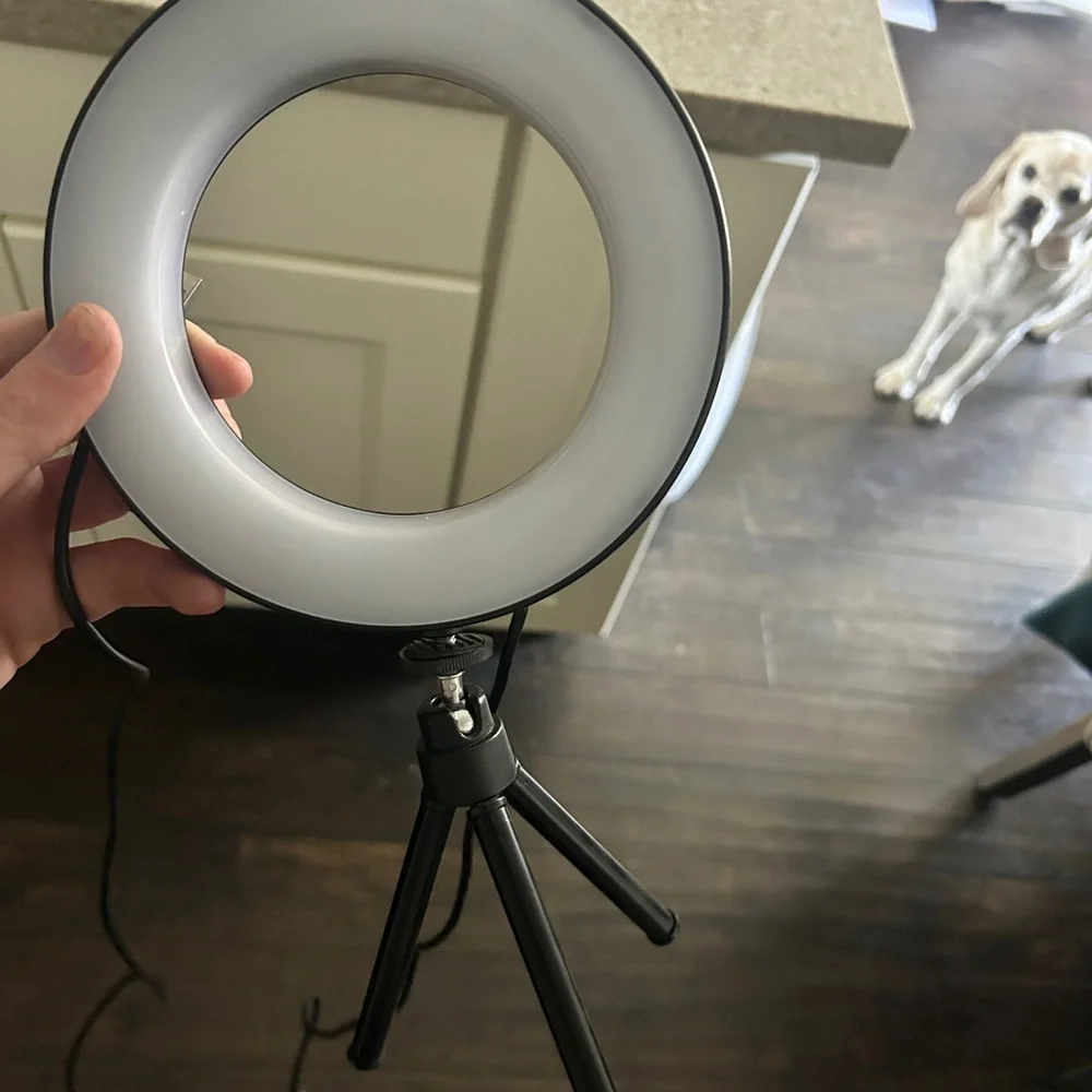 🗽Amazon Ring Light with Mini Tripod
